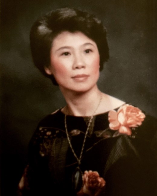 Obituario de Mia Myungshim Kwon