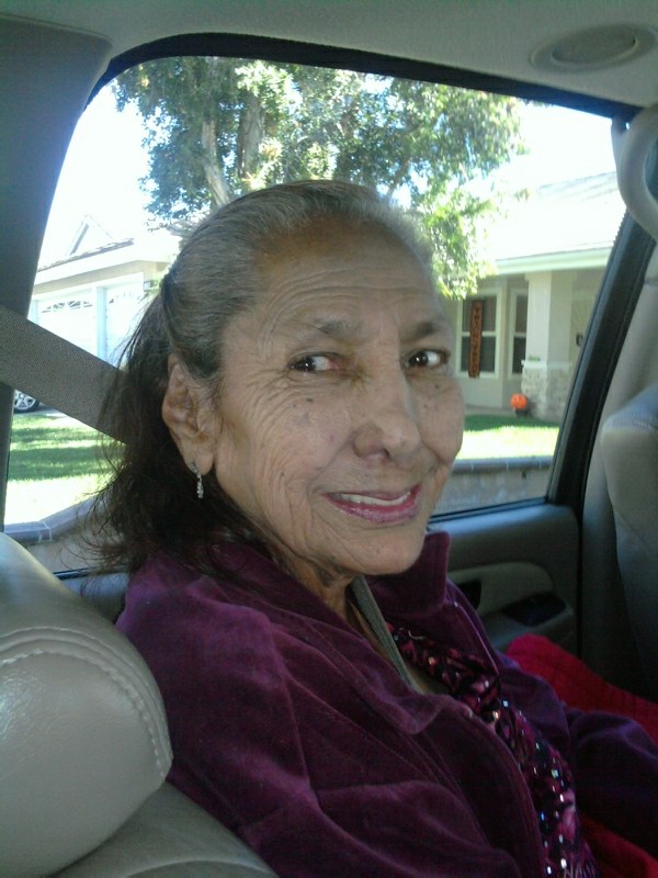 Obituario de Connie Bustos