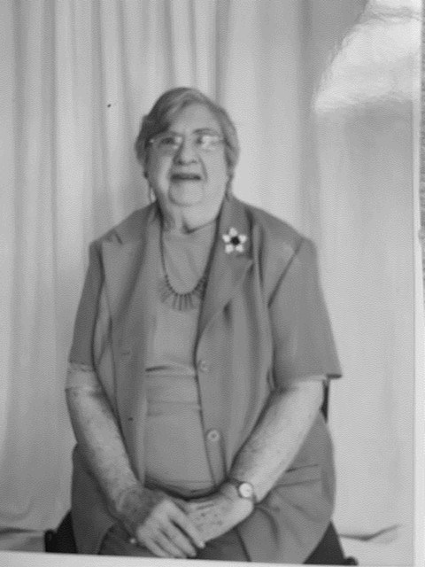 Obituario de Helen McKinnis Chase