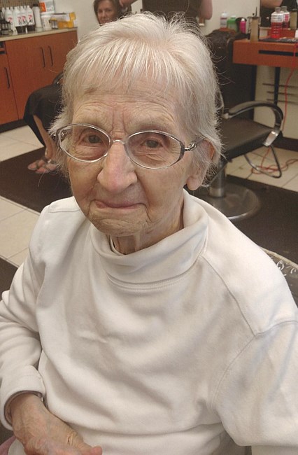 Obituary of Elise Loun