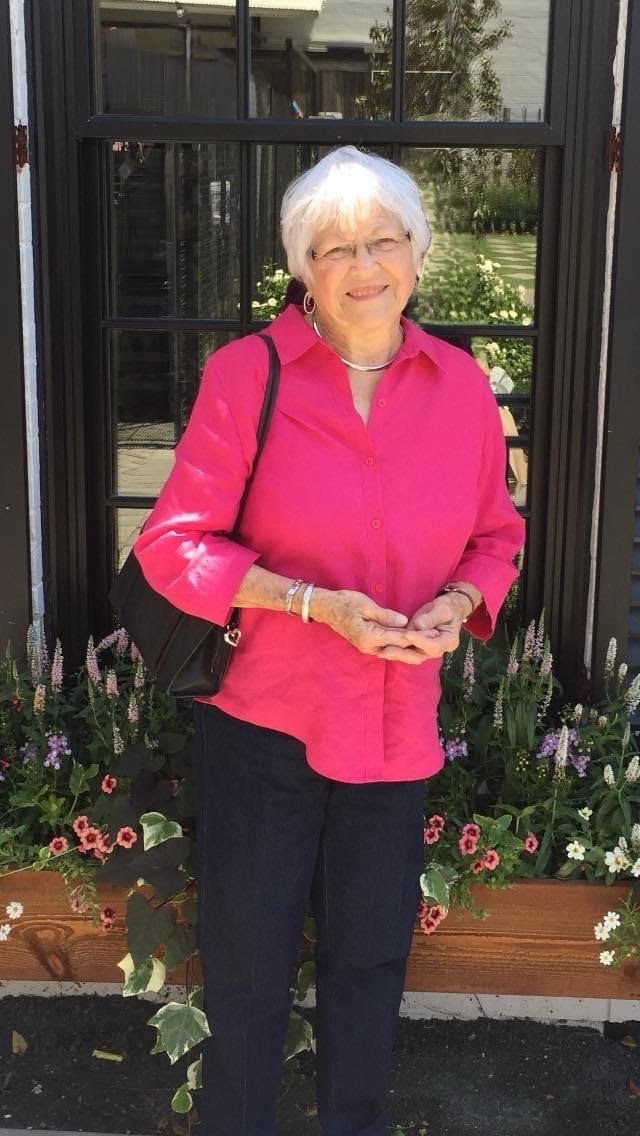 Obituary of Deanie Smith