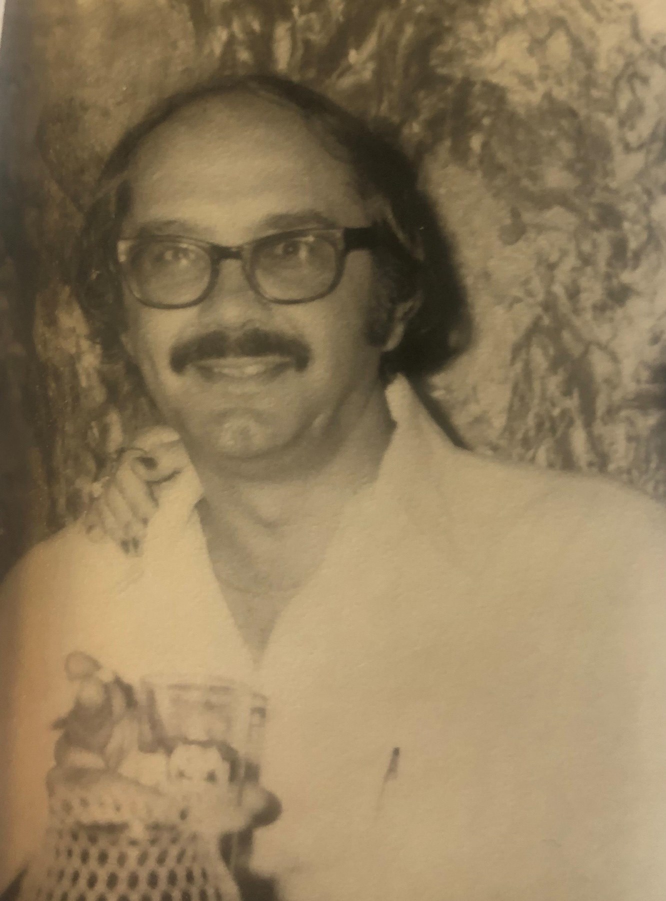 Obituary of Robert Nuffer