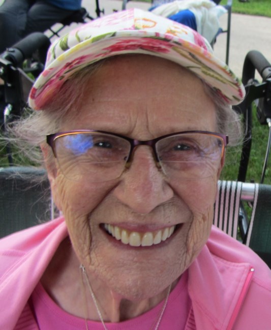 Obituary of Gertrude Ellen Mills