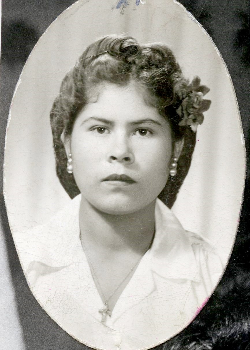 Obituary of Aurora Aguilar