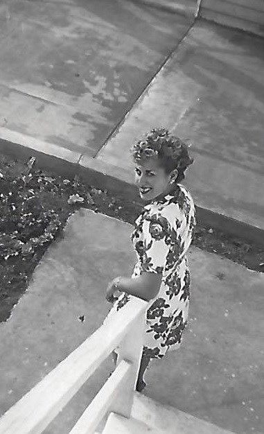 Obituary of Caroline "Dolly" Souza