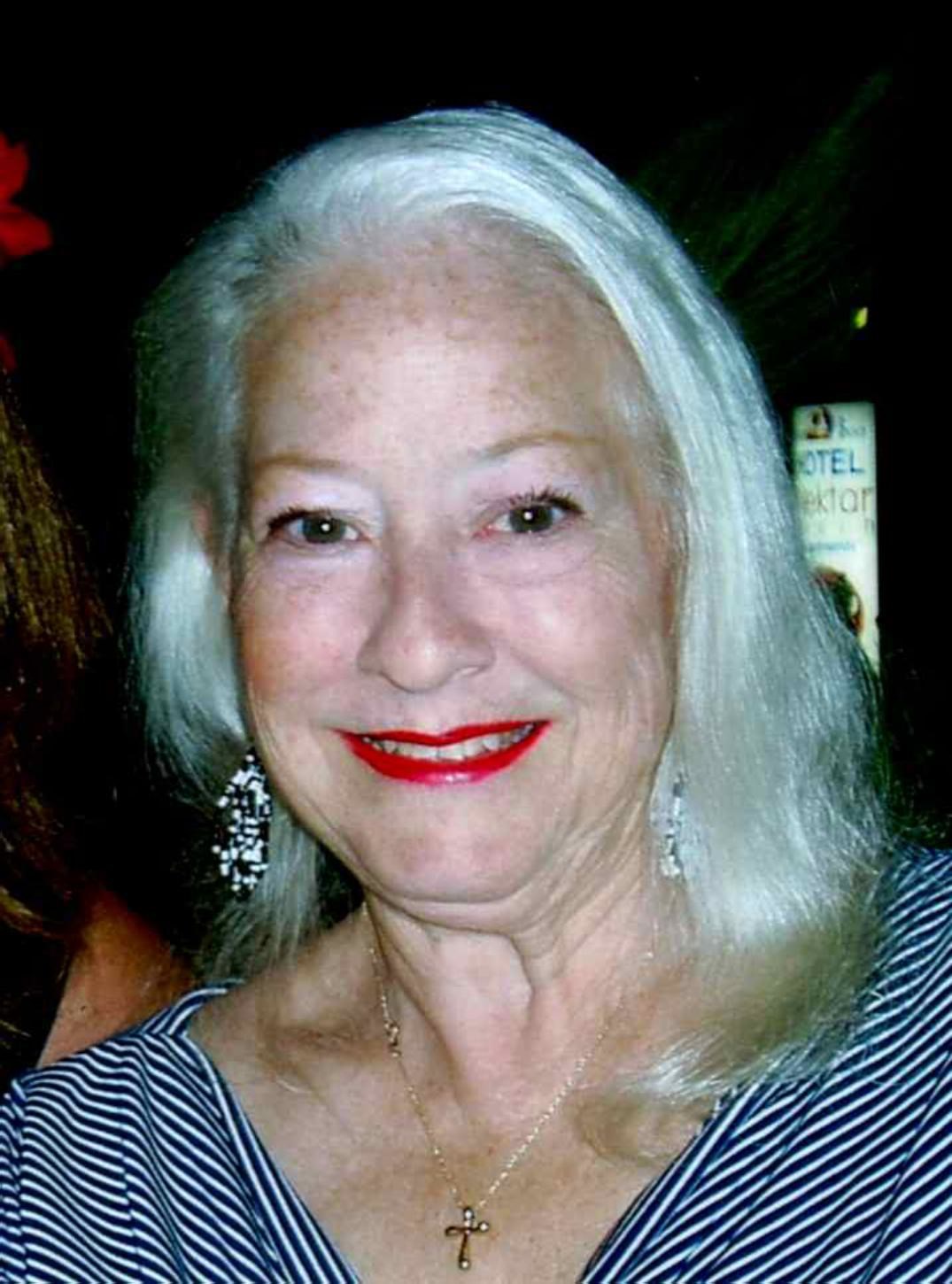 Obituary of Marylee Gatov Pence