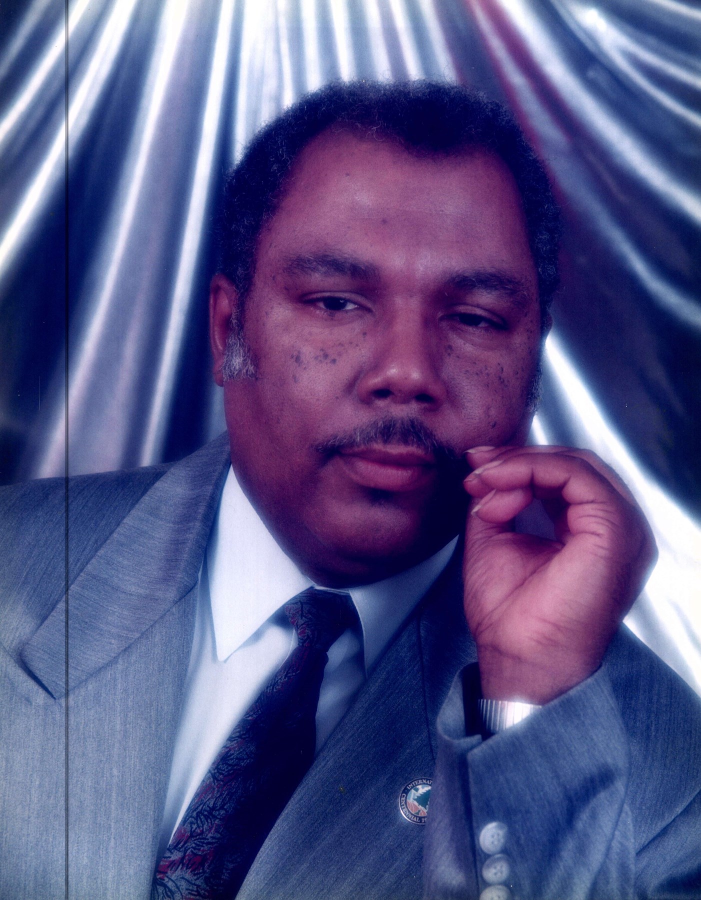 Obituary of Louis "Lil Man" Elbert Wells