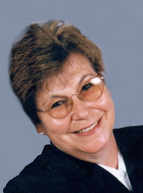 Obituary of Joyce Barbara Pitts Macpherson