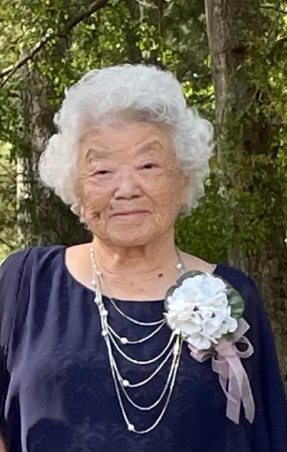 Obituary of Yoshie Sugizaki Kelly