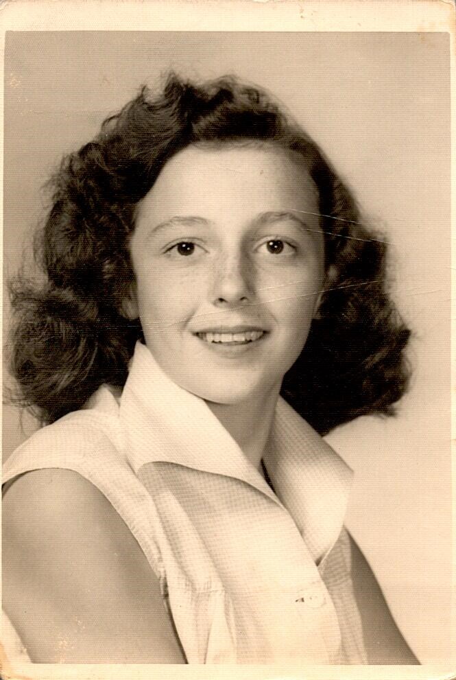 Obituary of Carolyn Joyce Stahl