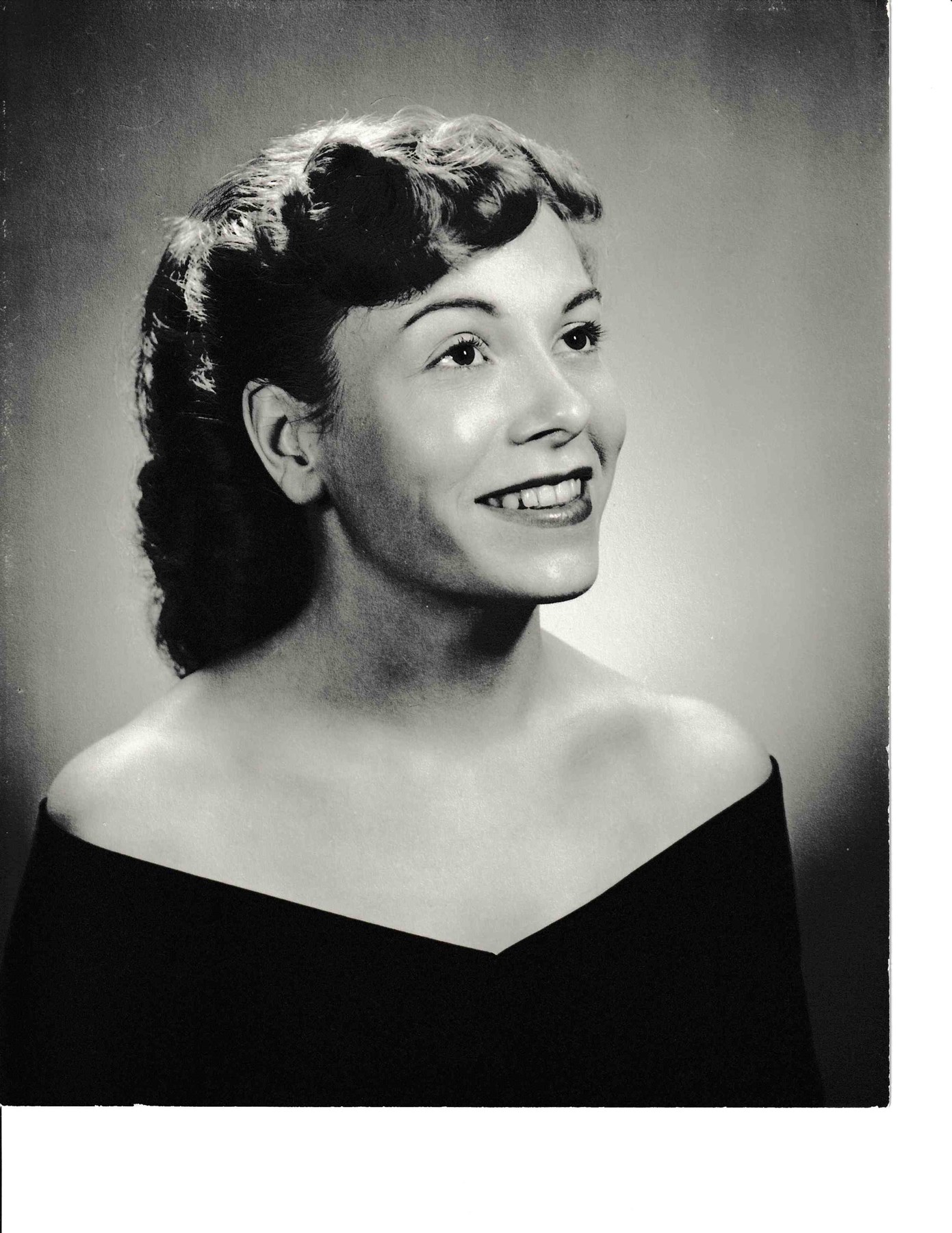 Obituary of Regina M. Johnston