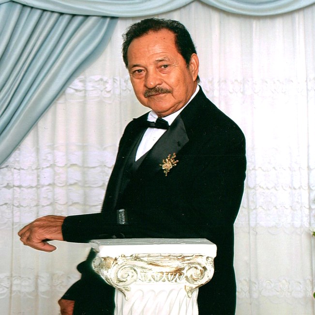 Obituario de Andres Lira Elizondo