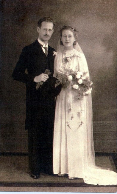 Obituary of Pauline H. Vandeburgt