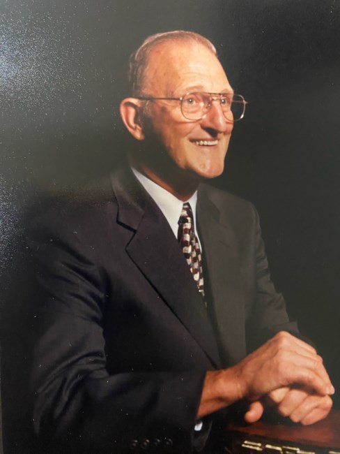 Obituary of Robert Helmbrecht