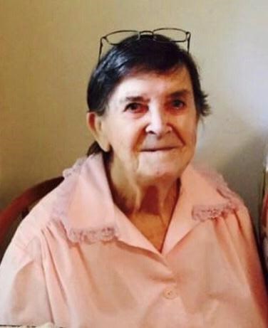 Obituary of Shirley May Russell