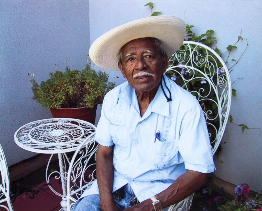 Obituary of Maximino G. Mendoza
