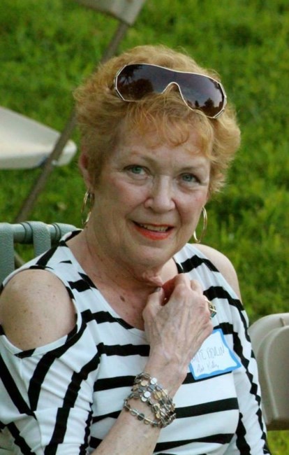 Obituario de Dorothy Devlin