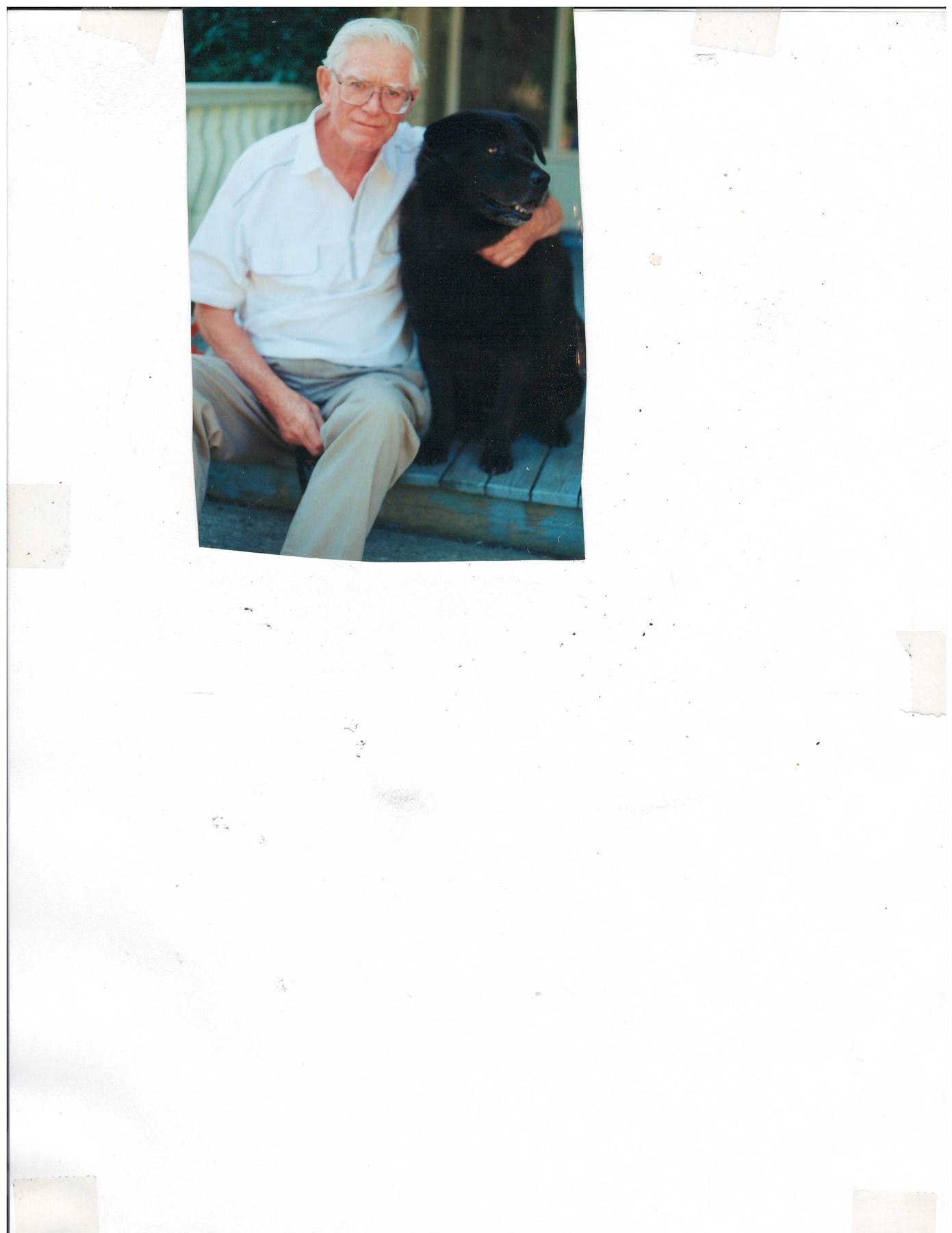 Obituario de Eric George Elgin Holt