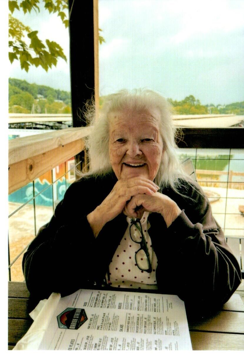 Obituary of Betty Carolyn Johnson