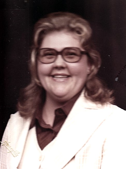 Obituario de Margaret F. Combes