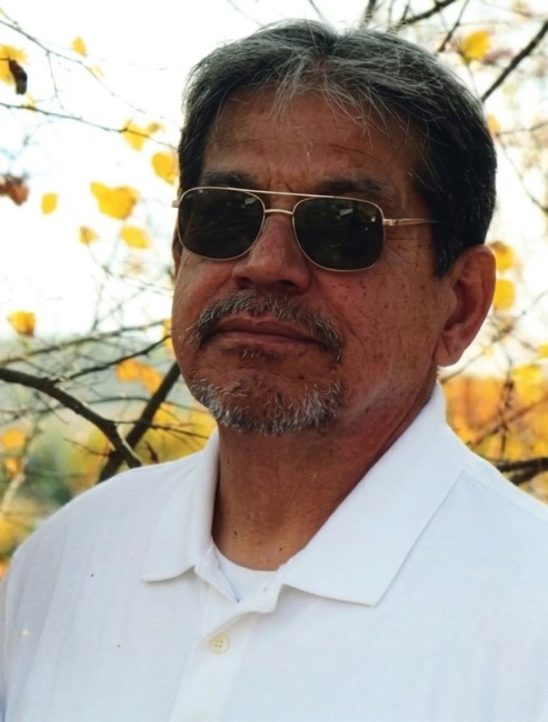 Obituary of Robert Santa Cruz