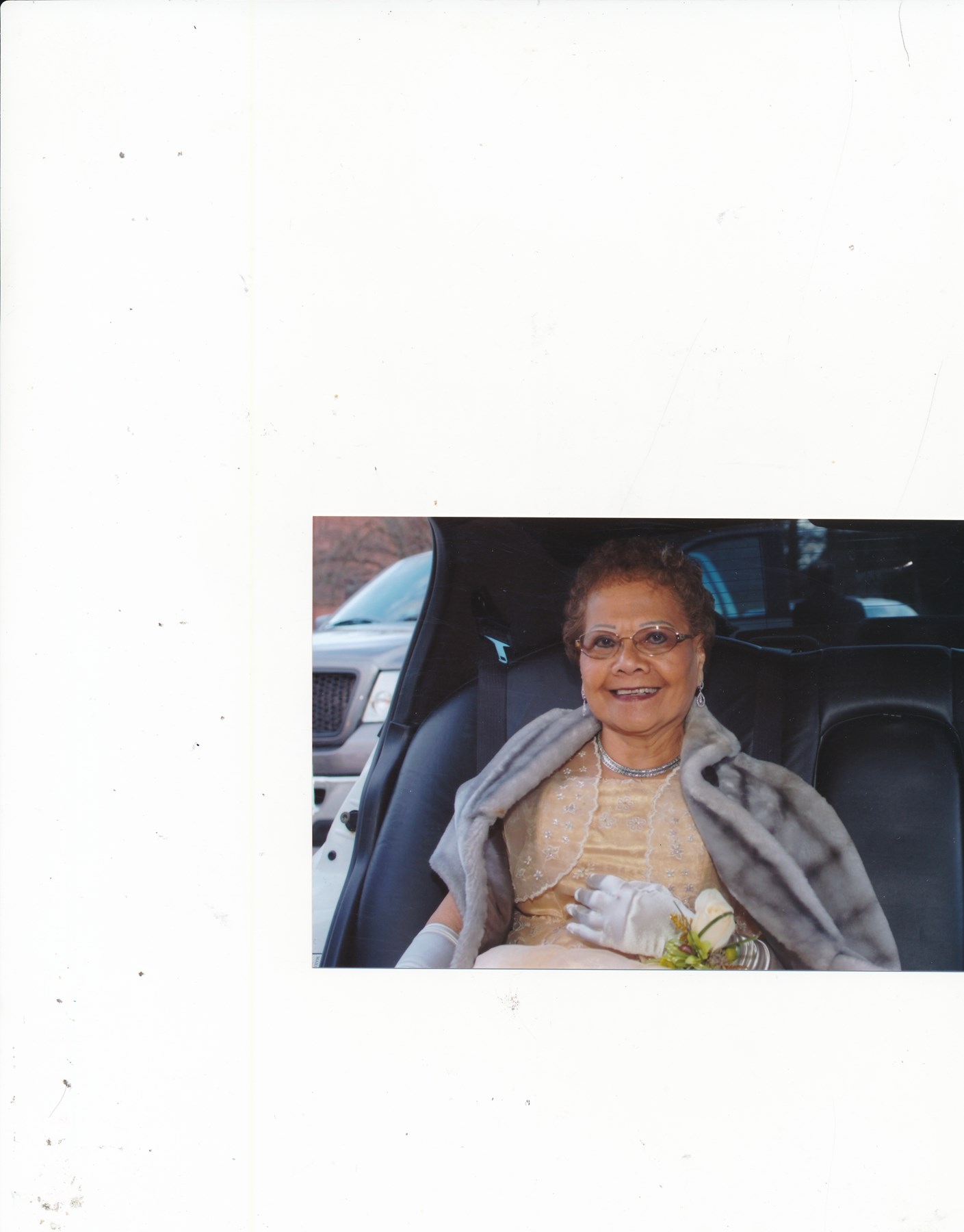 Obituary of Milagros Ulang Santos