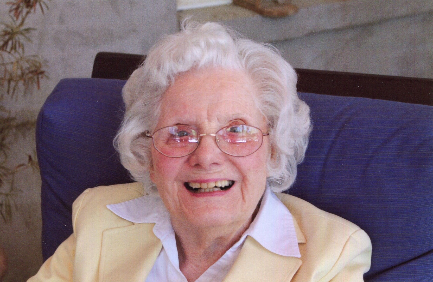 Obituary of Yvonne D Williams