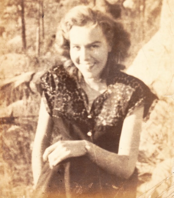 Obituario de Mary M Elrod