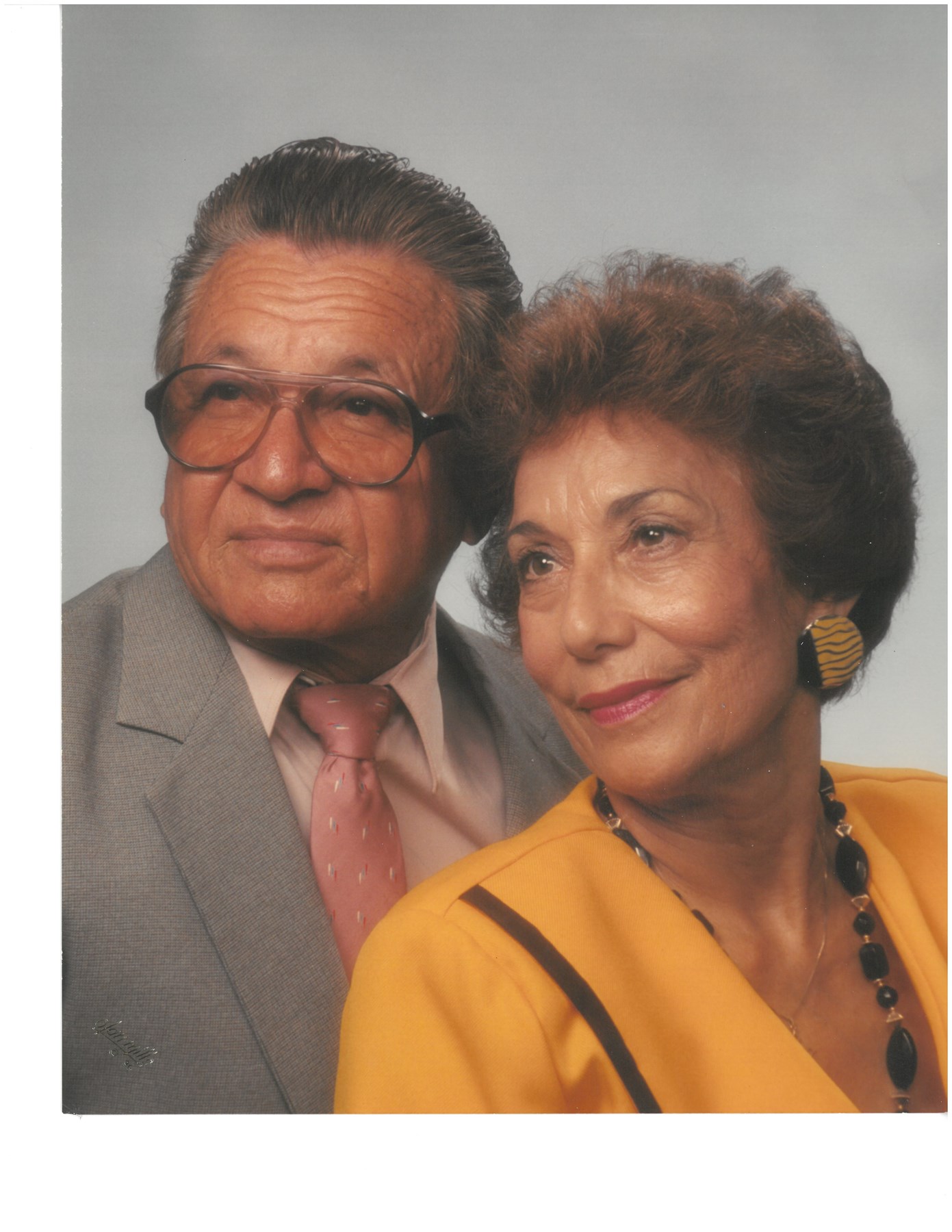 Obituary of Ausencio "Chon" Valdez Alonzo