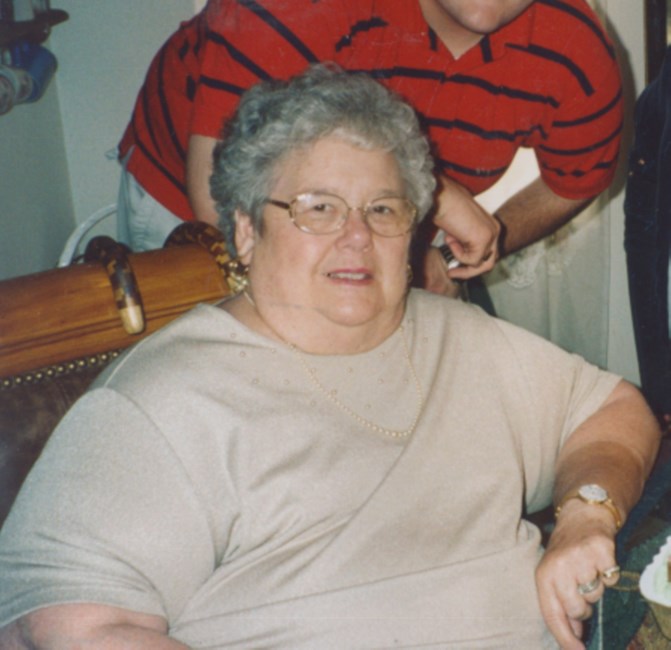 Obituary of Mary Elizabeth "Libby" Bushfield Molnar