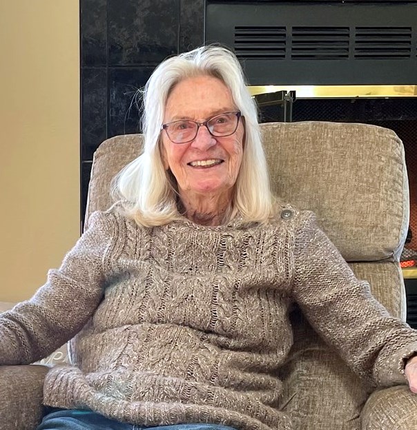 Avis de décès de Lavine "Tootie" Fischer