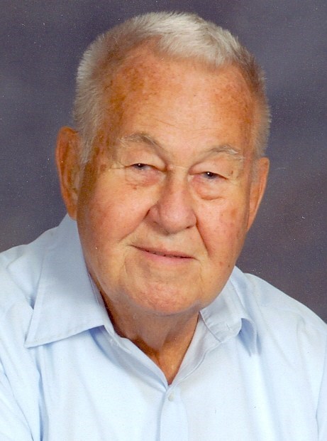 Obituary of Lowell G. "Bud" Mathews