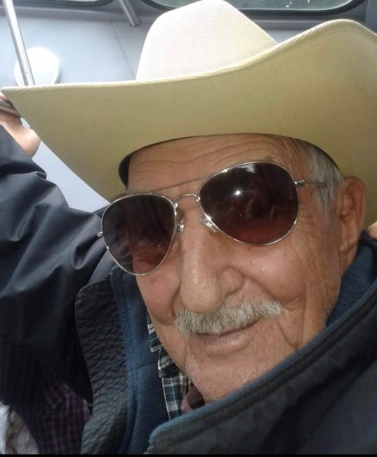 Obituary of Raul Oliva Dominguez