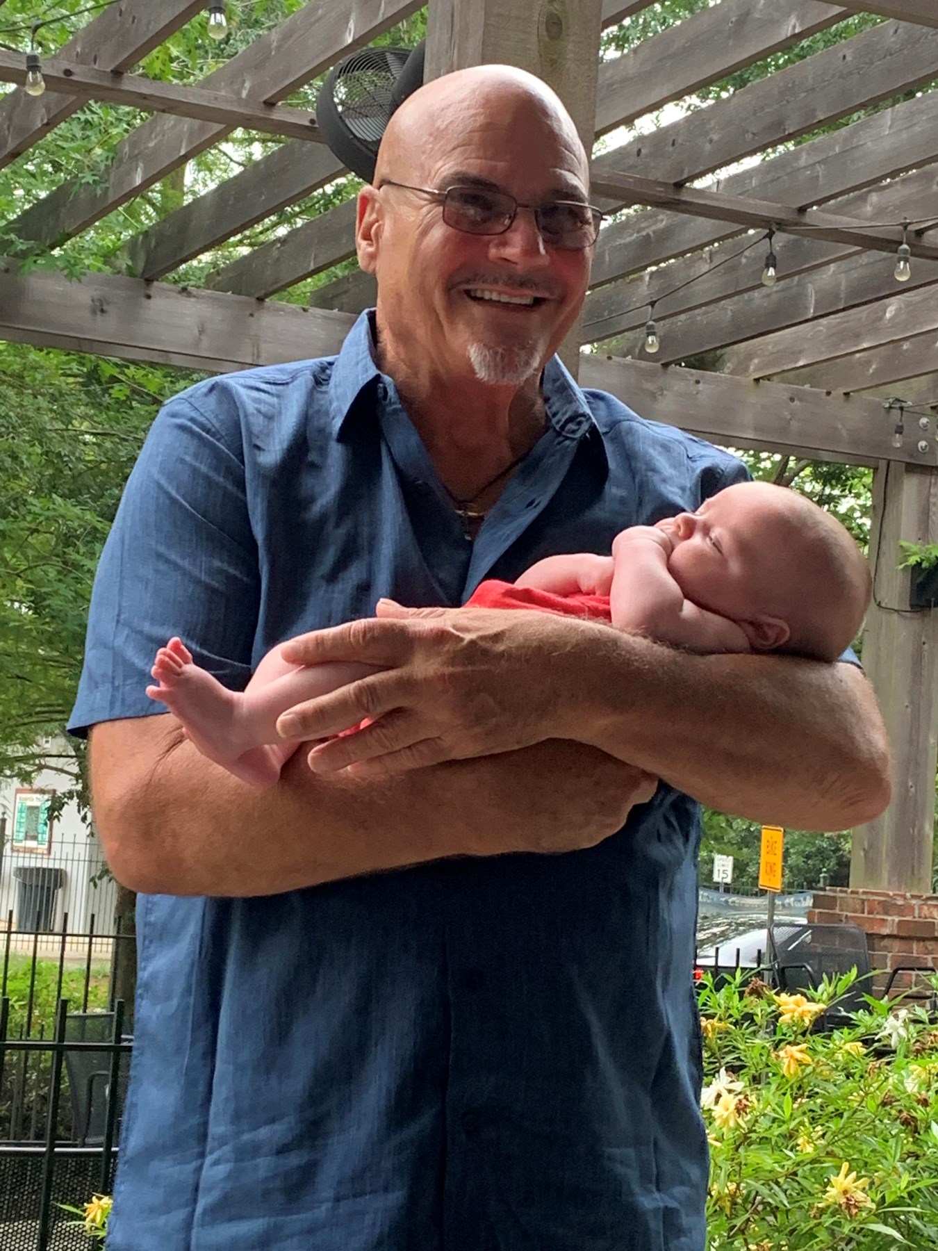 Obituary of Kerry "Kaki" E. Serpas