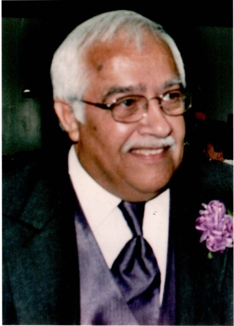 Obituario de Robert V. Ochoa