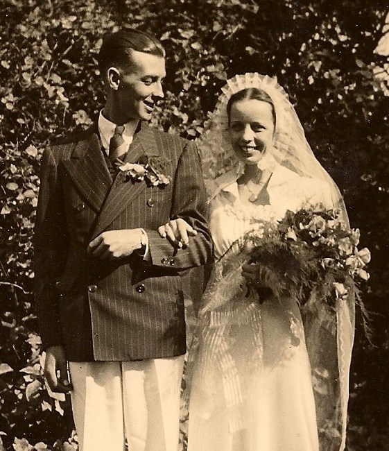 Obituary of Cleo R. Hustad