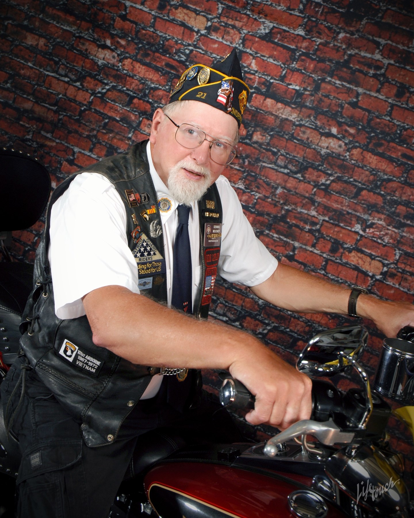 Obituary of Dennis E. Mooney