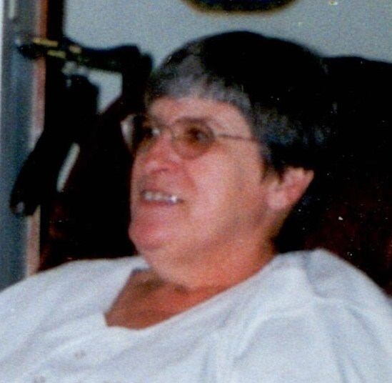 Obituario de Linda Carol Hall