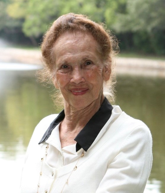 Obituary of Alicia Barrera Diaz de Leon