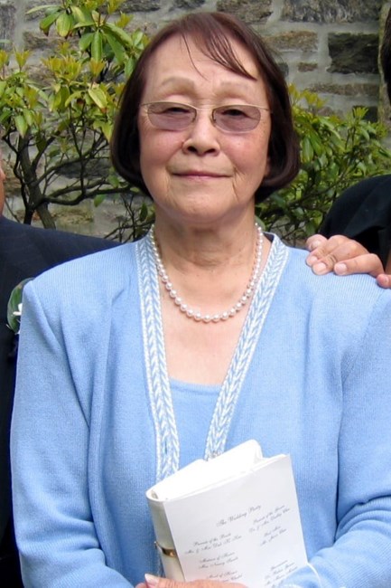 Obituary of Mary F Gong